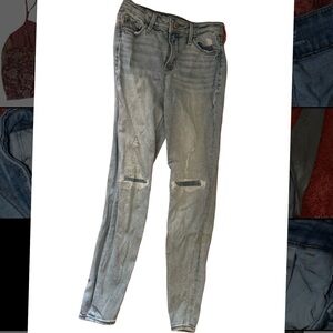 Old Navy Light Wash Ripped Skinny Jeans